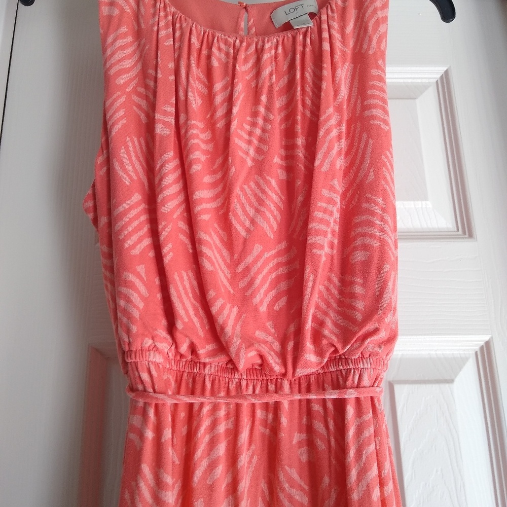 Loft Dress - Picture 3 of 4